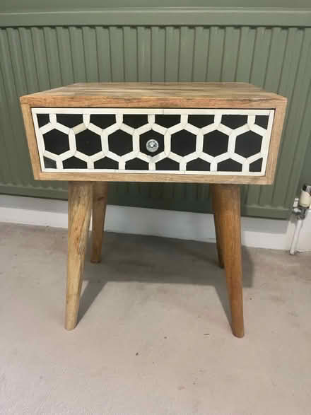 Photo of free Bedside table (Willesden Green NW2) #1
