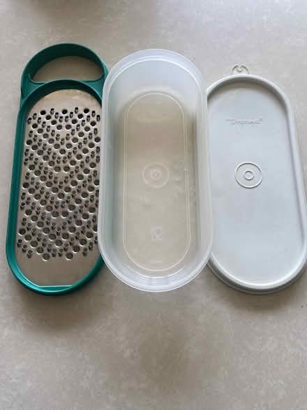 Photo of free tupperware cheese grater (St Albans AL1, nr Marshalswick) #1