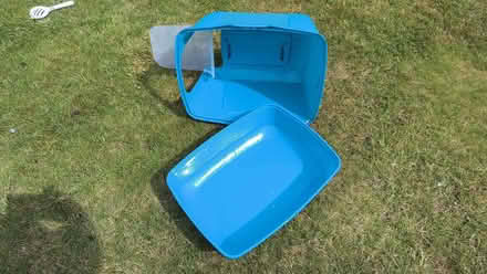 Photo of free Cat Litter Box (Wokingham RG40) #2
