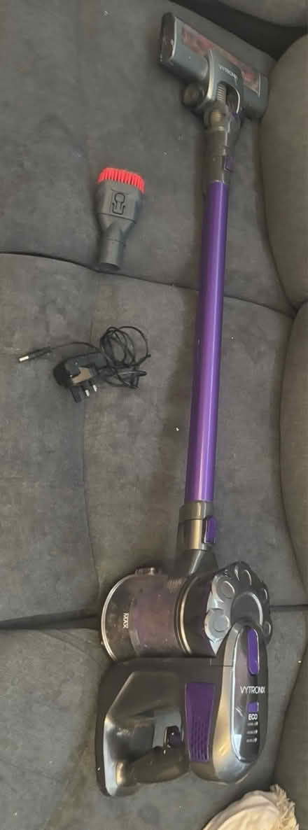 Photo of free Vitronox handheld vacuum cleaner (Walderslade ME5) #2