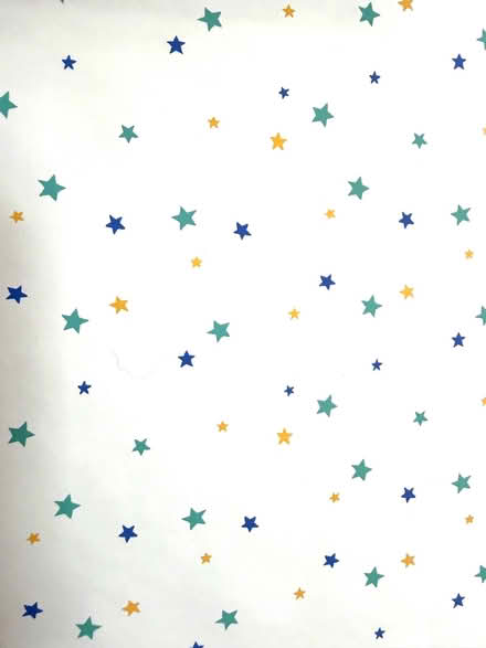 Photo of free Laura Ashley wallpaper - white with small coloured stars (Priestwood RG42) #2