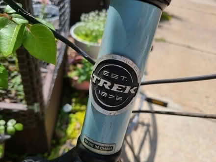 Photo of free Womens Trek 7200 Hybrid Bike #2