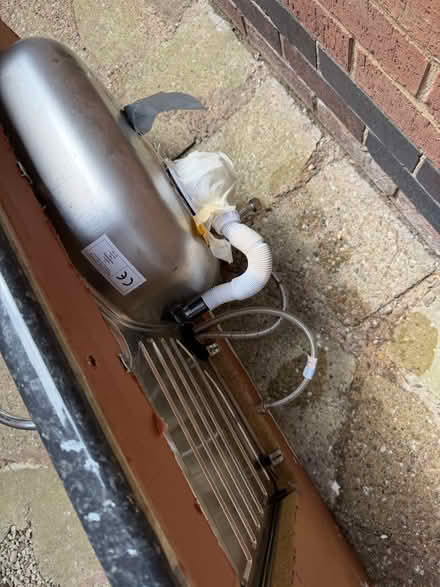 Photo of free Kitchen sink and tap (Swarkestone DE73) #3