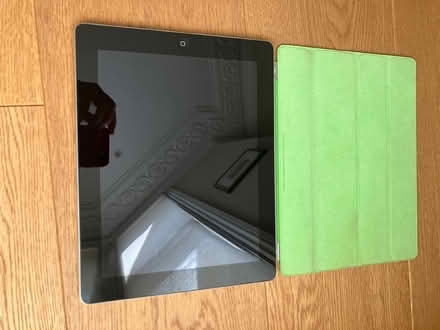 Photo of free iPad - old 16GB (Maida Vale W9) #2