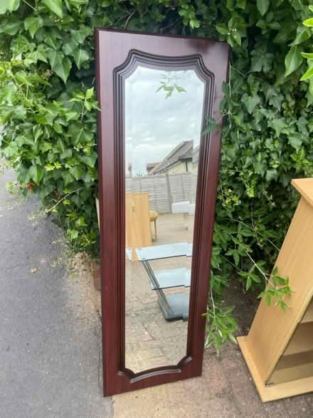 Photo of free Mirror (AL2 / SG6) #1
