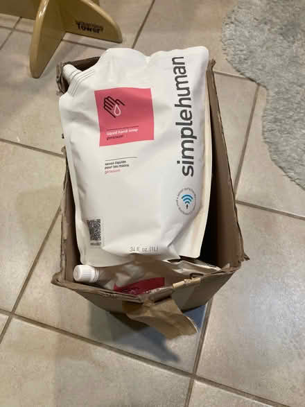 Photo of free Simplehuman Liquid Hand Soap (Melissa) #1