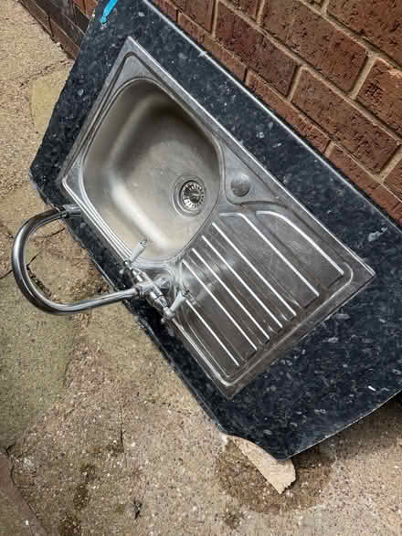 Photo of free Kitchen sink and tap (Swarkestone DE73) #1