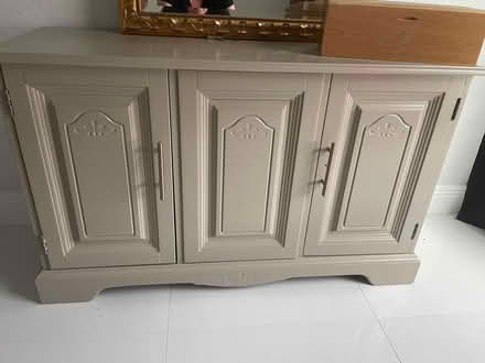 Photo of free wood table 2 chairs- tv stand (Bartow in Taylor landing) #3
