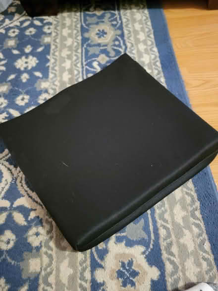 Photo of free Seat Cushion (Columbia Rd, by Fairway Hills) #1