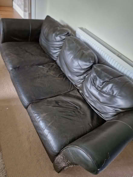 Photo of free Brown leather sofa (Hillmorton Paddox CV22) #3