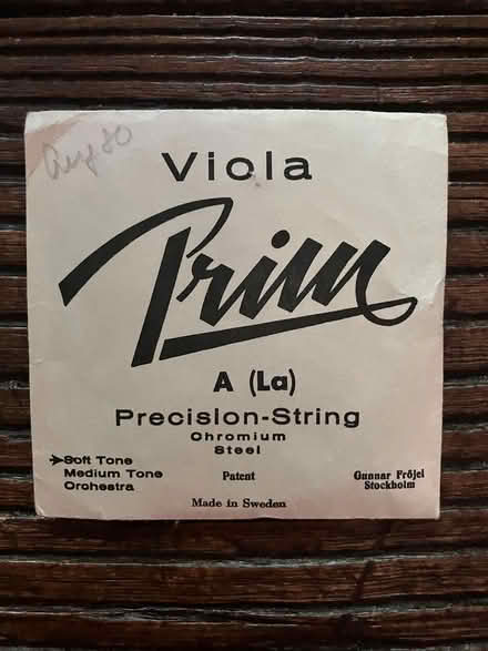 Photo of free Viola A string (Bathurst/St. Clair) #1