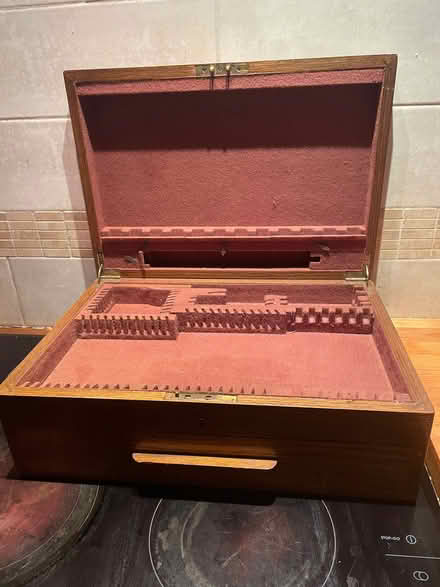 Photo of free OLD OAK CUTLERY BOX with DRAWER (repurpose) (Southsea PO4) #3