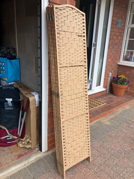 Photo of free Rattan screen (TF1) #2