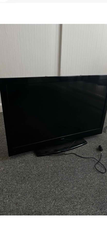 Photo of TV For My Neighbour (Kingswood Bristol BS15) #1