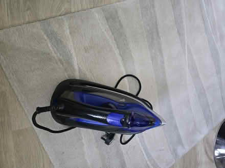 Photo of free 2 in1 Corded/Cordless Iron (Foxwood YO24) #2
