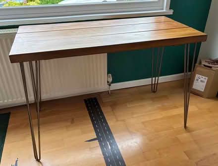 Photo of free Desk/hallway table (Cathcart, G44) #1