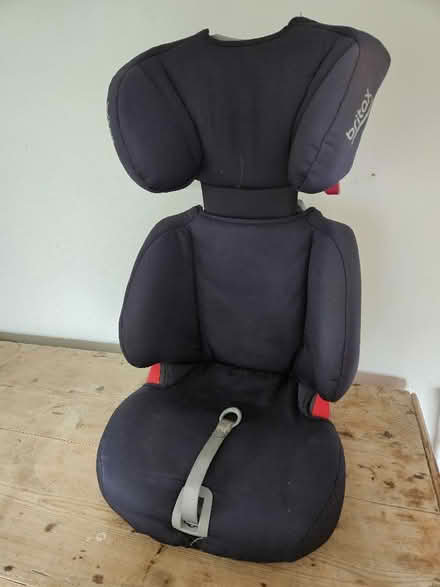 Photo of free Toddler car seat (Britax) (Cashes Green GL6) #4