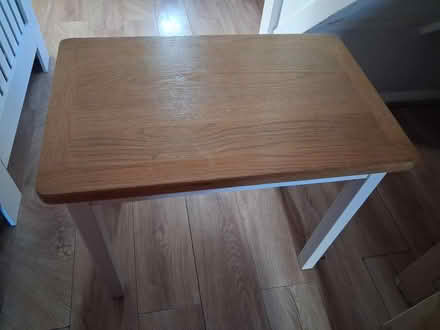 Photo of free Small coffee table (New addington CR0) #1