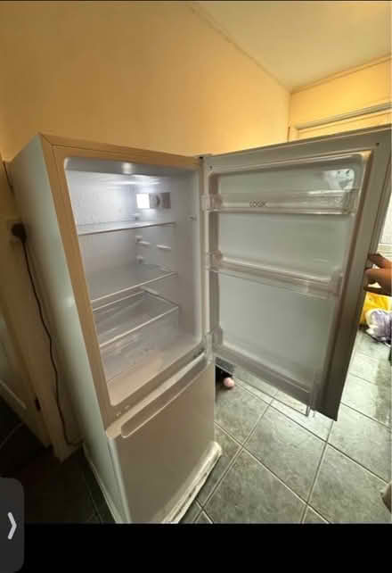 Photo of free White logic fridge freezer (Fox Hill S6) #2