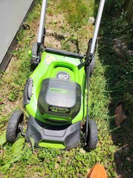 Photo of free lawnmower for you (Temple Hills,MD) #1