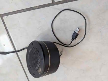 Photo of free USB-A speaker (Malden Center) #2