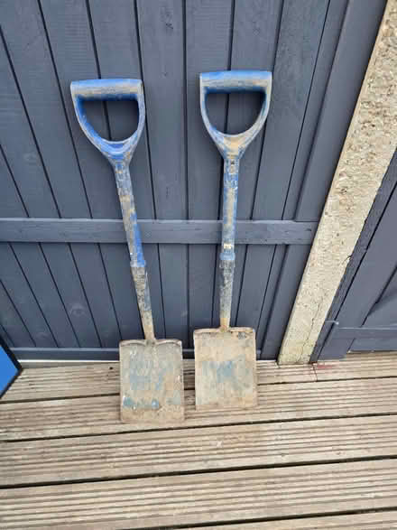 Photo of free Shovels #2 (Stevenage SG2) #1