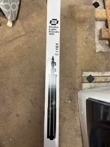 Photo of free Studio light (Valley Trails, Pleasanton) #3