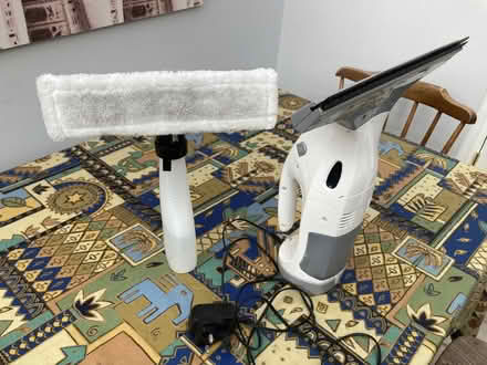 Photo of free Window Wash 'n Vac (E12) #2