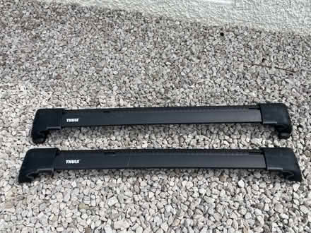 Photo of free Thule wingbar edge roof bars (LA11 Kents Bank) #1