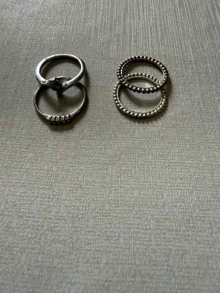 Photo of free Rings (Erin Mills&QEW) #1