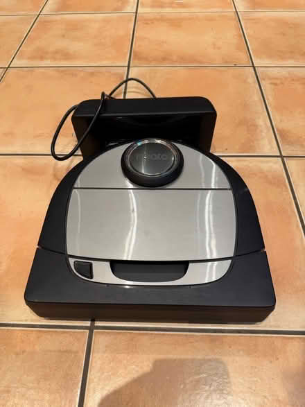 Photo of free Neato Botvac D7 (Basingstoke RG22) #1