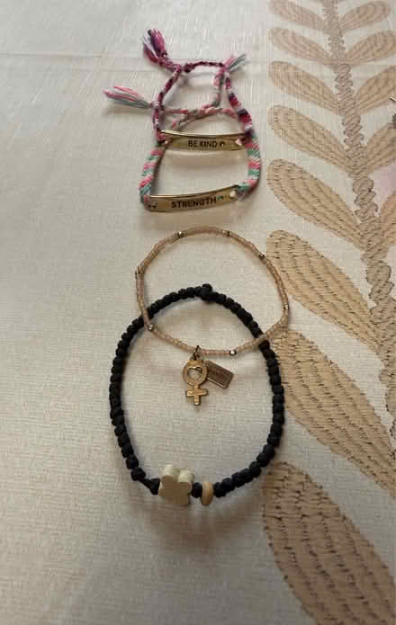 Photo of free Various bracelets (Erin Mills&QEW) #1