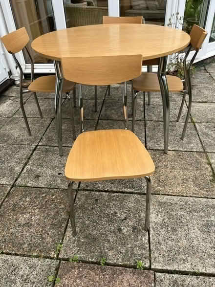 Photo of free Round table and 4 chairs (Salfords, Redhill, RH1) #3
