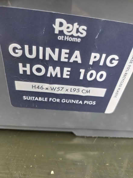 Photo of free Guinea pig/rabbit home (UB5) #2