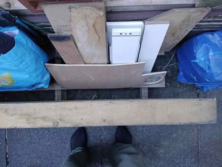 Photo of free wood sleeper type and off cuts (Saltaire) #2
