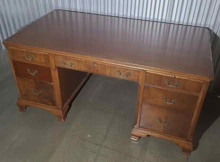 Photo of free gorgeous wood double pedestal desk (Kanata) #1