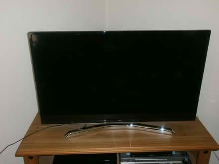 Photo of free Faulty JVC - LT-40C890 40" Smart 4K Ultra HD HDR LED TV (Bryn WN4) #1