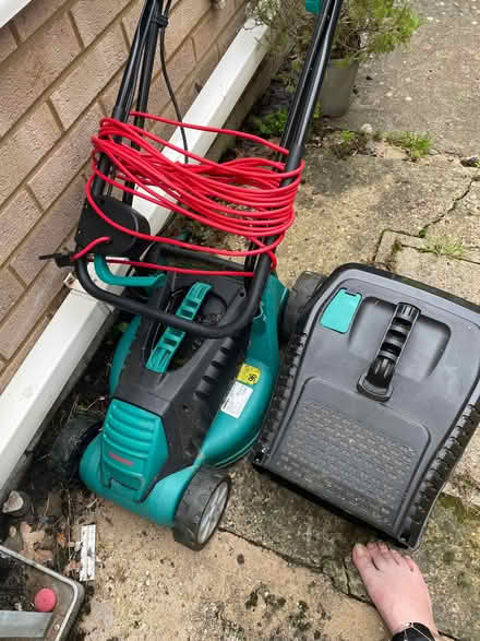 Photo of free Electric mower (Wilstead MK45) #1