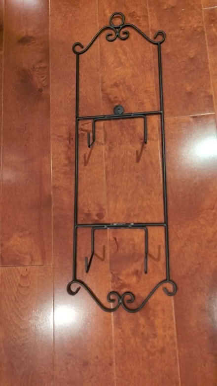 Photo of free Decorative Plate Holder (2-plate) (Trafalgar/River Oaks, Oakville) #1