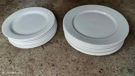 Photo of free Dinner Plates, two sizes (Southampton SO16) #3