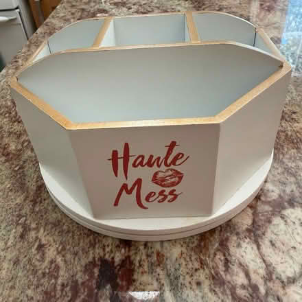 Photo of free Haute Mess Rotating organizer (Erin Mills&QEW) #1