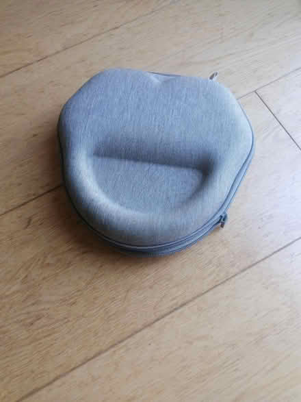 Photo of free Hard Headphone Carry Case (Copeswood CV3) #2