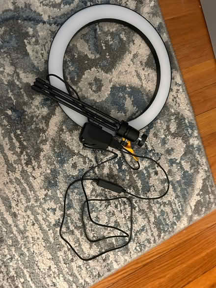 Photo of free Ring Light (Tufts University) #1