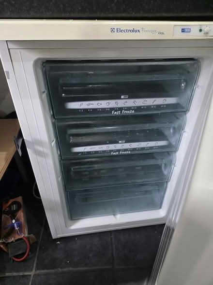 Photo of free freezer (PR4) #2