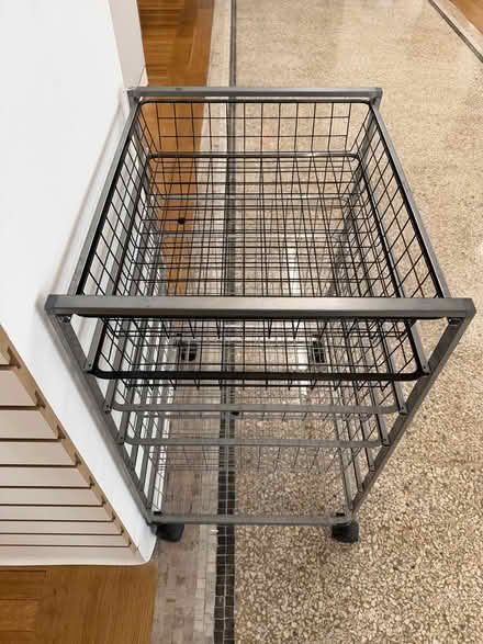 Photo of free wire drawers on wheels (midtwn) #1