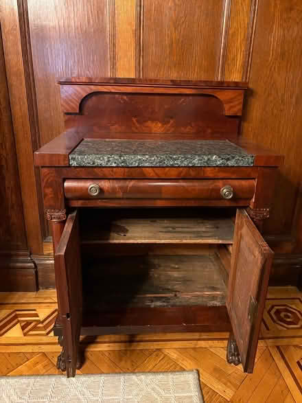 Photo of free Marble topped piece (Park Slope) #2