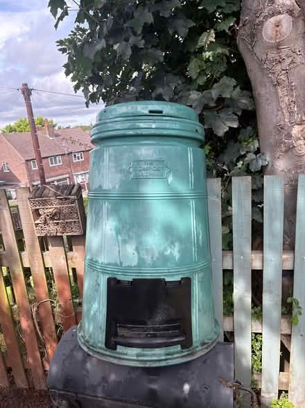 Photo of free garden compost bin (WF12 Chickenley / Dewsbury.) #1