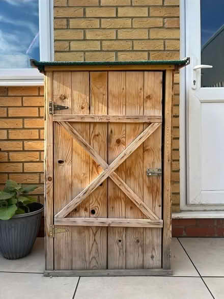 Photo of free Small wooden shed (Leytonstone E11) #1