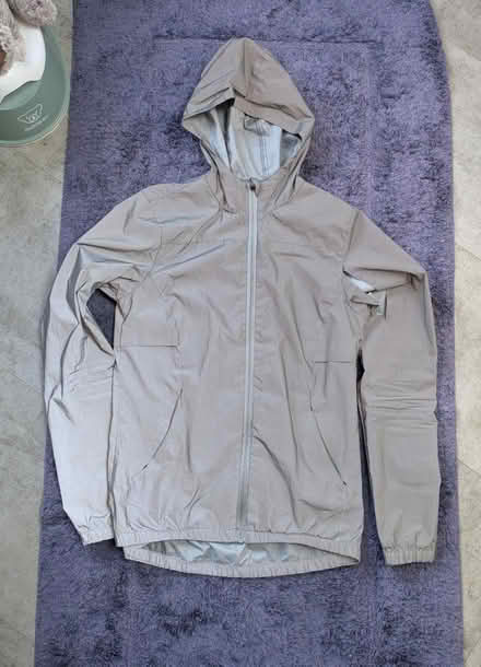 Photo of free reflective jacket - needs repair (NR2) #1