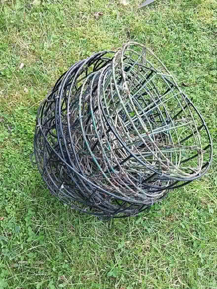 Photo of free Old used hanging baskets (Burnham) #1